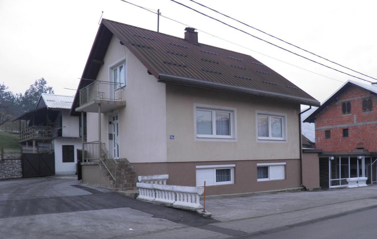Apartman Marko Ogulin Extérieur photo
