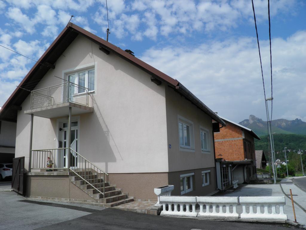 Apartman Marko Ogulin Extérieur photo