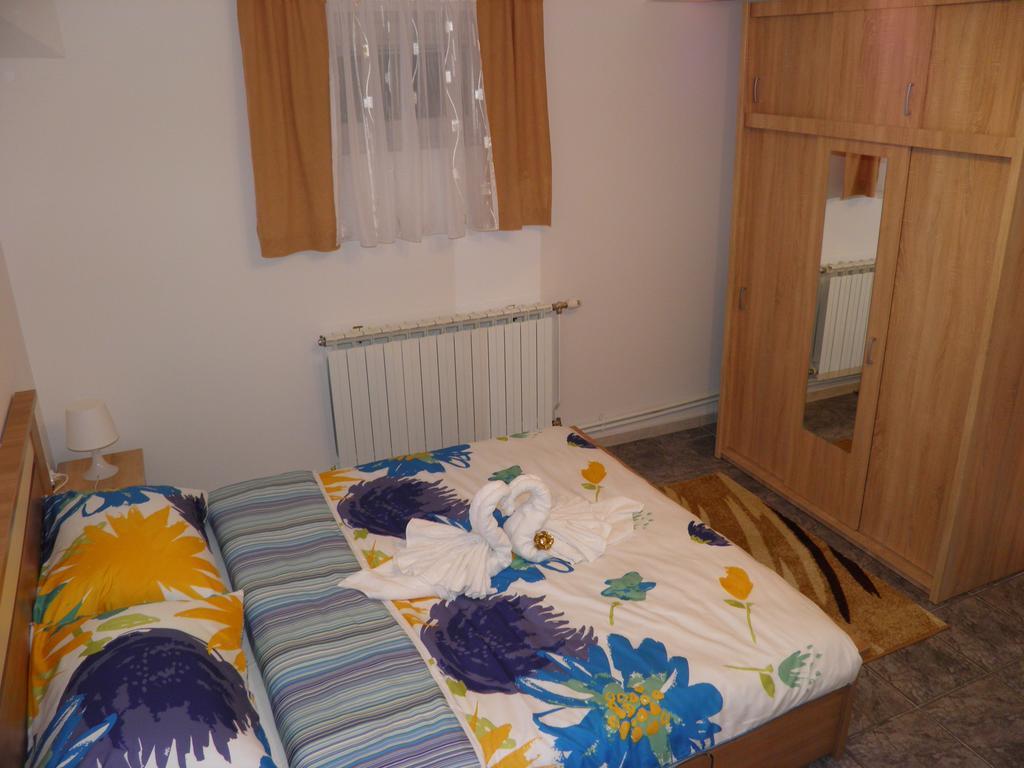 Apartman Marko Ogulin Extérieur photo